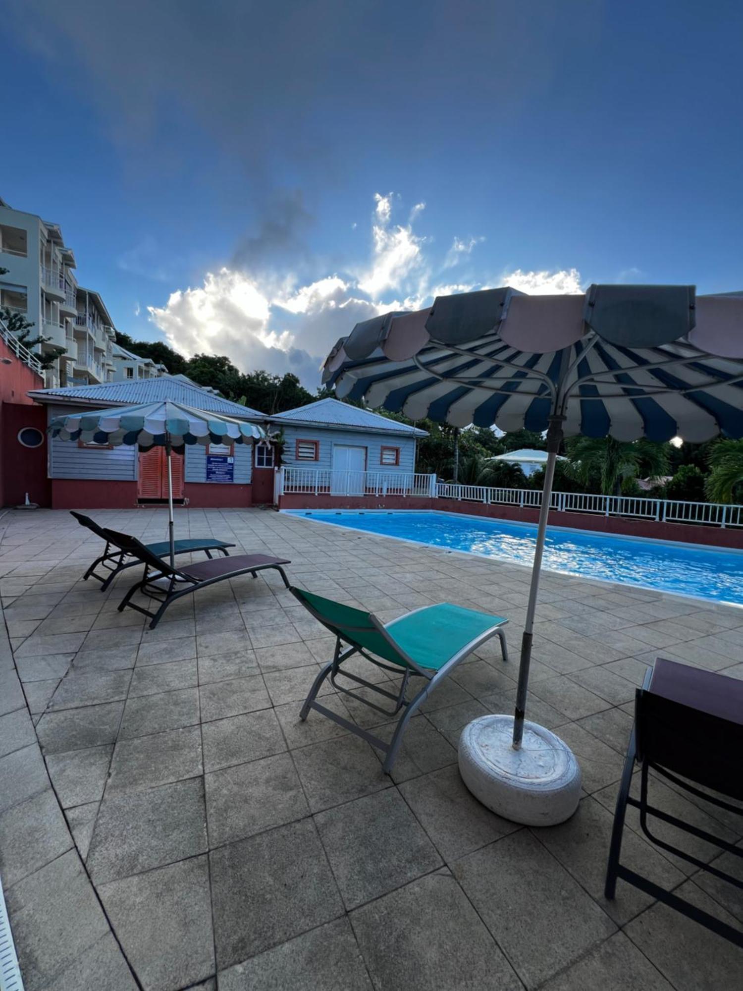 Ananas Premium - Sejour Detente T2 Vue Mer Avec Balcon Prive A Tartane Trinite  Exterior foto